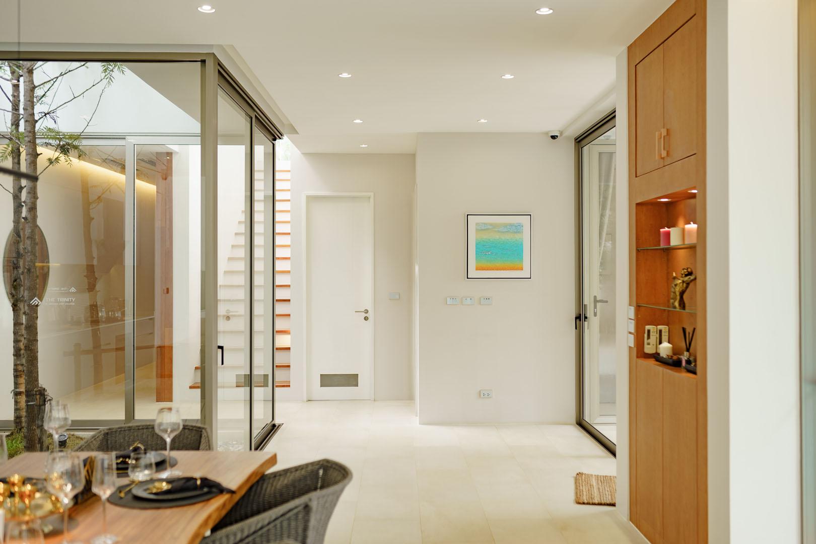 Distinctive Contemporary Pool Villas