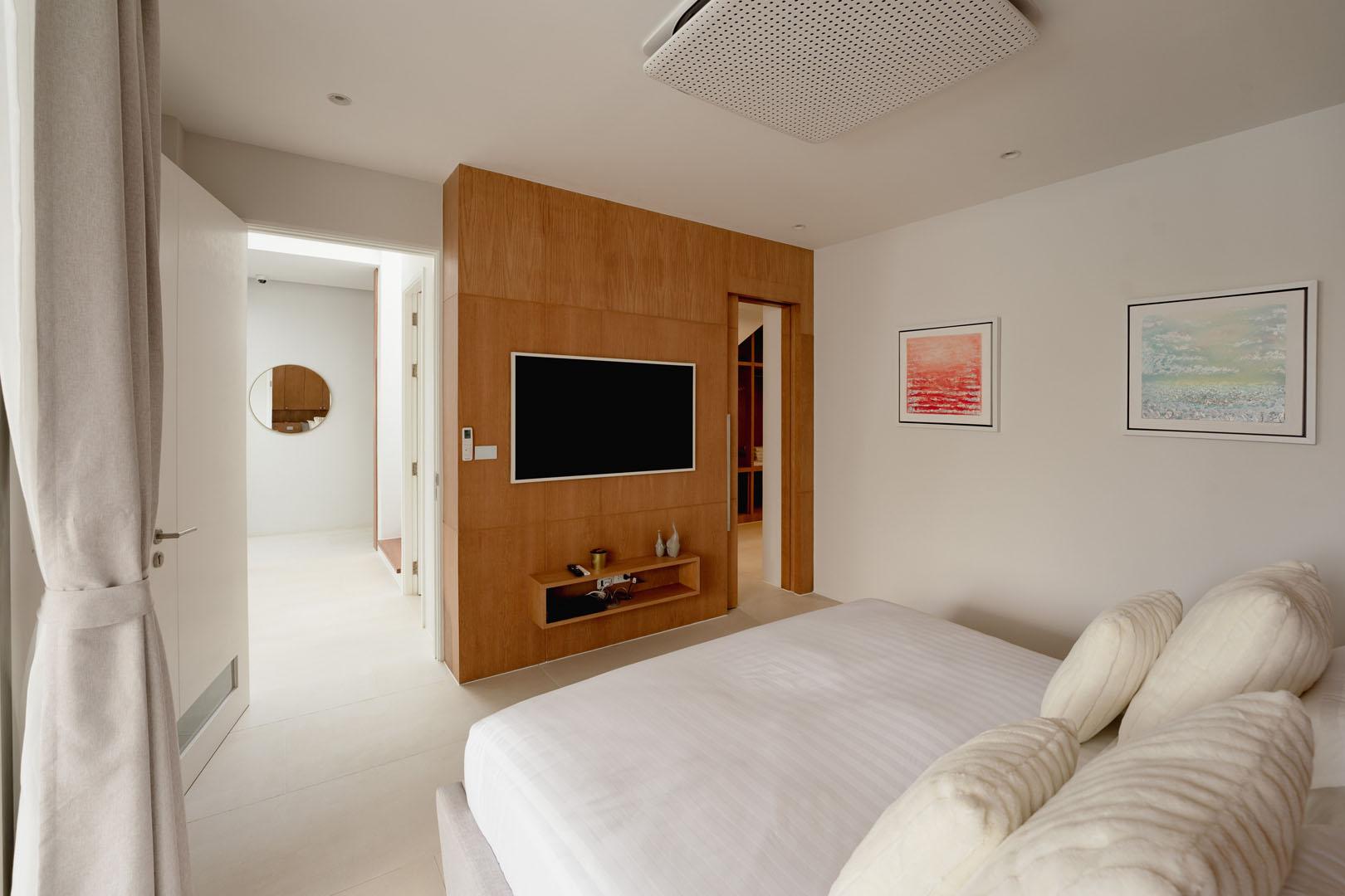 Distinctive Contemporary Pool Villas